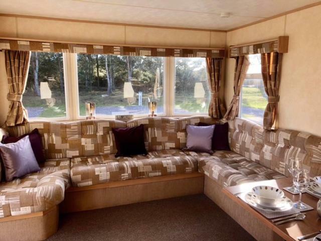 Caravan 50. Nairn Lochloy Holiday Park מראה חיצוני תמונה